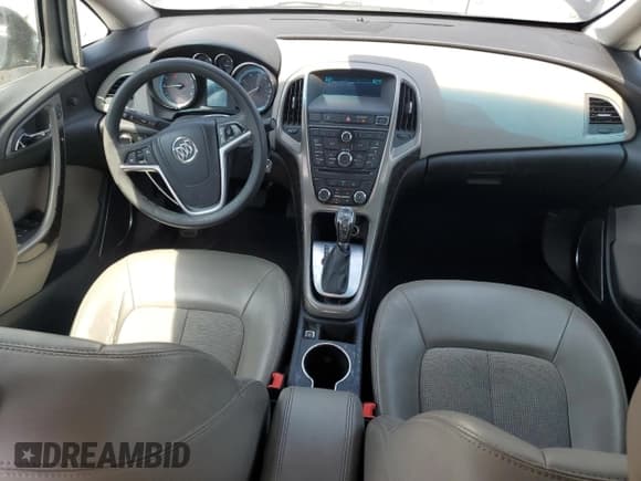 ✅ 2014 Buick Verano • VIN: 1G4PN5SK9E4206277 • Lot: 66004545. Wystawiony na Copart z przebiegiem 119 999 mil. Bezpłatny archiwum sprzedaży aukcyjnych z USA i szczegółowy raport historii pojazdu na DreamBid. Zdjęcie 8.