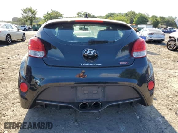 2013 Hyundai Veloster Turbo z VIN KMHTC6AE7DU166690, wystawiony jako Copart lot #70153245 z przebiegiem 206 496 mil mil oraz Czysty tytuł • Clean title. Historia ofert i sprzedaży dostępna na DreamBid. Obrazek 6.