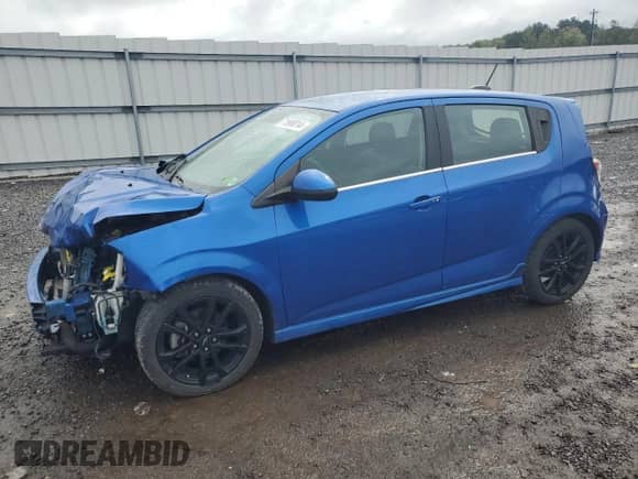 2020 Chevrolet Sonic Premier with VIN 1G1JF6SB4L4137386, listed as a Copart auction lot 71990014 with 80,604 mi miles and Salvage title. Bid and sale history available at DreamBid. Image 1.