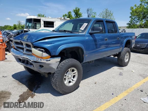 ✅ 2004 Dodge Dakota SLT • VIN: 1D7HG48N24S563945 • Lot: 55990595. Listed on Copart with 169,684 mi. Free auction sales archive from the USA and detailed vehicle history report at DreamBid. Image 1.