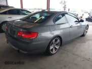 ✅ 2009 BMW 3 Series 335i • VIN: WBAWB73589P045029 • Lot: 43815020. Wystawiony na IAAI z przebiegiem 78 864 mil. Bezpłatny archiwum sprzedaży aukcyjnych z USA i szczegółowy raport historii pojazdu na DreamBid. Zdjęcie 4.