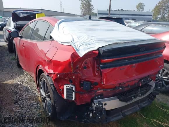 2024 Toyota Prius LE with VIN JTDACAAU0R3037645, listed as a IAAI auction lot 43323280 with 19,611 mi miles and . Bid and sale history available at DreamBid. Image 3.