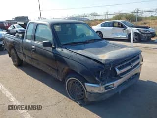 ✅ 1997 Toyota Tacoma • VIN: 4TAVL52N5VZ267698 • Лот: 42974919. Опубликован ранее на IAAI с пробегом 235 008 миль. Бесплатный доступ к архиву аукционных продаж из США и подробный отчёт об истории автомобиля на DreamBid. Изображение 1.