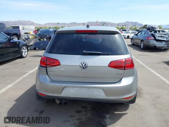 ✅ 2016 Volkswagen Golf TSI S • VIN: 3VW217AU5GM056570 • Lot: 42163476. Wystawiony na IAAI z przebiegiem 125 193 mil. Bezpłatny archiwum sprzedaży aukcyjnych z USA i szczegółowy raport historii pojazdu na DreamBid. Zdjęcie 16.