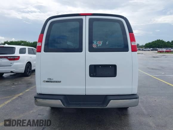 ✅ 2021 Chevrolet Express Cargo • VIN: 1GCWGAFP1M1244868 • Лот: 42964153. Опубликован ранее на IAAI с пробегом 62 764 миль. Бесплатный доступ к архиву аукционных продаж из США и подробный отчёт об истории автомобиля на DreamBid. Изображение 16.