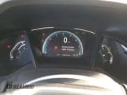 ✅ 2020 Honda Civic LX • VIN: 19XFC2F62LE213164 • Lot: 82725185. Wystawiony na Copart z przebiegiem 52 973 mil. Bezpłatny archiwum sprzedaży aukcyjnych z USA i szczegółowy raport historii pojazdu na DreamBid. Zdjęcie 9.