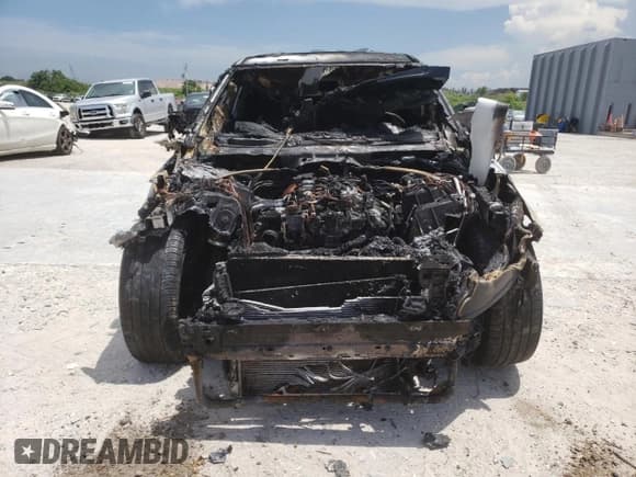 ✅ 2021 Land Rover Range Rover Velar R-Dynamic S • VIN: SALYT2EX3MA304878 • Лот: 63315935. Опубликован ранее на Copart с пробегом Не указан. Бесплатный доступ к архиву аукционных продаж из США и подробный отчёт об истории автомобиля на DreamBid. Изображение 5.