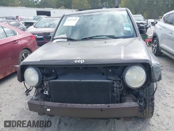 ✅ 2014 Jeep Patriot Latitude • VIN: 1C4NJRFB9ED694204 • Лот: 43322434. Опубликован ранее на IAAI с пробегом 121 300 миль. Бесплатный доступ к архиву аукционных продаж из США и подробный отчёт об истории автомобиля на DreamBid. Изображение 12.