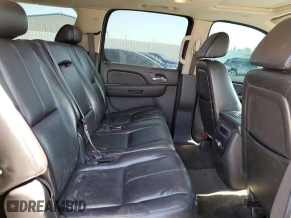 2007 Chevrolet Suburban LT with VIN 1GNFK16337J223320, listed as a Copart auction lot 83996745 with 264,510 mi miles and Salvage title. Bid and sale history available at DreamBid. Image 11.