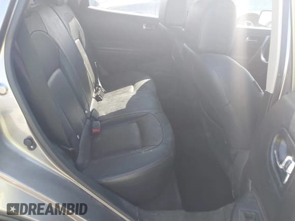 ✅ 2013 Nissan Rogue S • VIN: JN8AS5MTXDW518043 • Lot: 43142366. Wystawiony na IAAI z przebiegiem 185 561 mil. Bezpłatny archiwum sprzedaży aukcyjnych z USA i szczegółowy raport historii pojazdu na DreamBid. Zdjęcie 8.