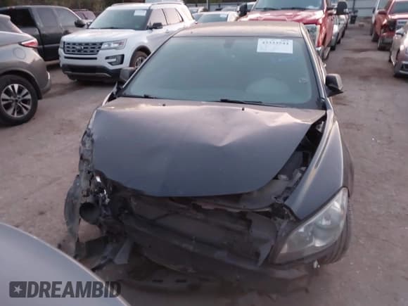 ✅ 2011 Chevrolet Malibu 1LS • VIN: 1G1ZB5E11BF202001 • Lot: 43333544. Wystawiony na IAAI z przebiegiem 159 097 mil. Bezpłatny archiwum sprzedaży aukcyjnych z USA i szczegółowy raport historii pojazdu na DreamBid. Zdjęcie 13.