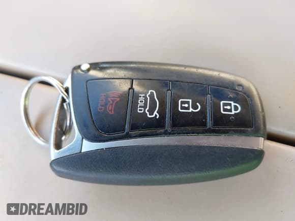 ✅ 2015 Hyundai Genesis 3.8L • VIN: KMHGN4JE2FU050526 • Лот: 43482271. Опубликован ранее на IAAI с пробегом 112 304 миль. Бесплатный доступ к архиву аукционных продаж из США и подробный отчёт об истории автомобиля на DreamBid. Изображение 11.