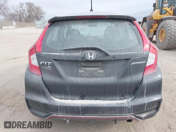 ✅ 2020 Honda Fit Sport • VIN: 3HGGK5G68LM704871 • Лот: 43715365. Опубликован ранее на IAAI с пробегом 55 916 миль. Бесплатный доступ к архиву аукционных продаж из США и подробный отчёт об истории автомобиля на DreamBid. Изображение 17.
