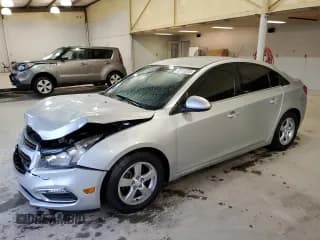 ✅ 2015 Chevrolet Cruze LT • VIN: 1G1PC5SB3F7181007 • Lot: 43111313. Listed on Copart with 159,163 mi. Free auction sales archive from the USA and detailed vehicle history report at DreamBid. Image 1.