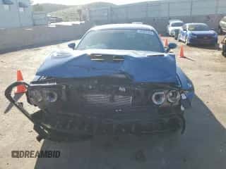 2023 Dodge Challenger R/T Scat Pack z VIN 2C3CDZFJ4PH546574, wystawiony jako Copart lot #63497025 z przebiegiem 14 662 mil mil oraz Szkoda całkowita • Salvage title. Historia ofert i sprzedaży dostępna na DreamBid. Obrazek 5.