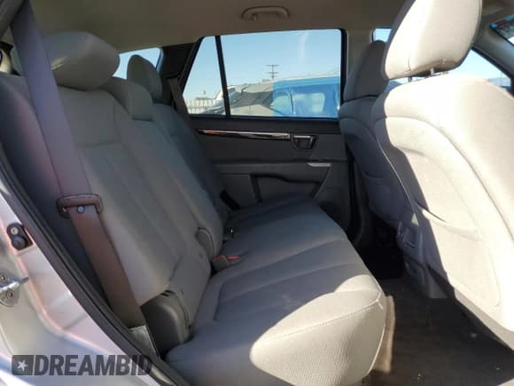 ✅ 2011 Hyundai Santa Fe GLS • VIN: 5XYZG3AB8BG025097 • Lot: 79130134. Listed on Copart with 285,387 mi. Free auction sales archive from the USA and detailed vehicle history report at DreamBid. Image 11.