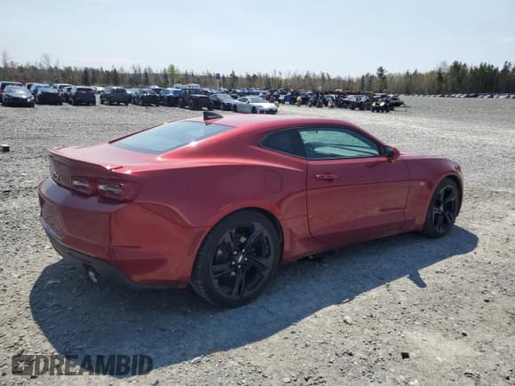 ✅ 2019 Chevrolet Camaro 2LT • VIN: 1G1FD1RX8K0140474 • Lot: 56942855. Wystawiony na Copart z przebiegiem 103 895 mil. Bezpłatny archiwum sprzedaży aukcyjnych z USA i szczegółowy raport historii pojazdu na DreamBid. Zdjęcie 3.