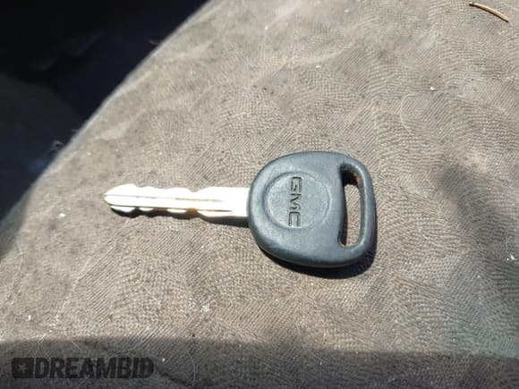 ✅ 2004 GMC Envoy SLT • VIN: 1GKET12S246166691 • Лот: 42460473. Опубликован ранее на IAAI с пробегом 219 304 миль. Бесплатный доступ к архиву аукционных продаж из США и подробный отчёт об истории автомобиля на DreamBid. Изображение 11.