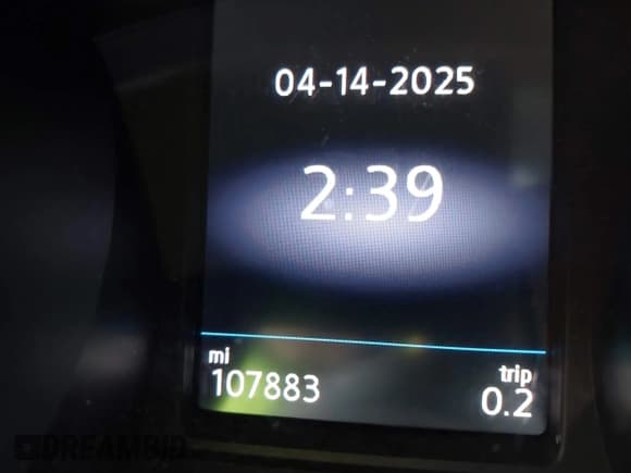 ✅ 2018 Volkswagen Tiguan S • VIN: 3VV1B7AX1JM076071 • Лот: 42043311. Опубликован ранее на IAAI с пробегом 107 883 миль. Бесплатный доступ к архиву аукционных продаж из США и подробный отчёт об истории автомобиля на DreamBid. Изображение 15.