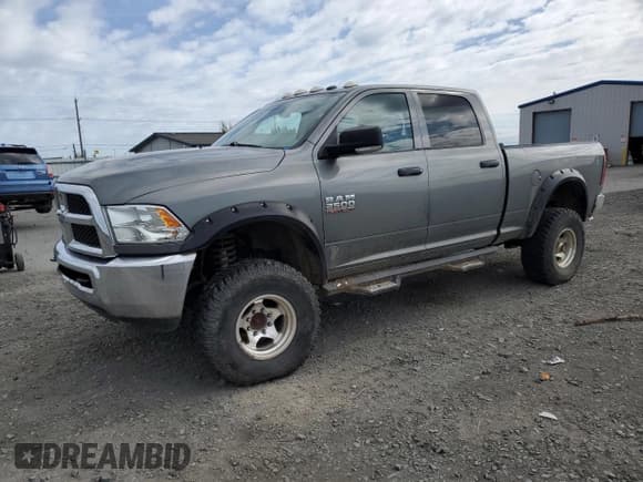 ✅ 2013 Ram 2500 Tradesman • VIN: 3C6UR5CL9DG550039 • Лот: 56759325. Опубликован ранее на Copart с пробегом 124 091 миль. Бесплатный доступ к архиву аукционных продаж из США и подробный отчёт об истории автомобиля на DreamBid. Изображение 1.