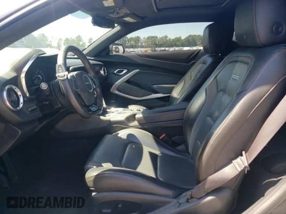 2017 Chevrolet Camaro 2SS с VIN 1G1FH1R79H0103799, выставлен на аукционе Copart как лот 71201875 с пробегом 66 217 миль миль и Списание • Salvage title. История ставок и продаж доступна на DreamBid. Изображение 7.