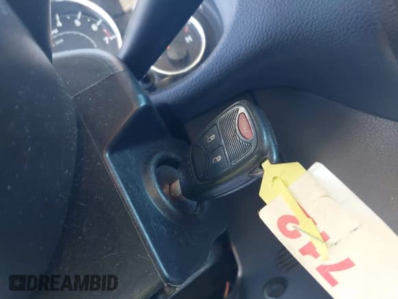 ✅ 2018 Jeep Wrangler Sahara • VIN: 1C4AJWBG2JL821132 • Lot: 42523688. Listed on IAAI with 86,244 mi. Free auction sales archive from the USA and detailed vehicle history report at DreamBid. Image 11.