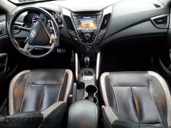 ✅ 2013 Hyundai Veloster Turbo • VIN: KMHTC6AE8DU097167 • Lot: 84183424. Wystawiony na Copart z przebiegiem 202 968 mil. Bezpłatny archiwum sprzedaży aukcyjnych z USA i szczegółowy raport historii pojazdu na DreamBid. Zdjęcie 8.