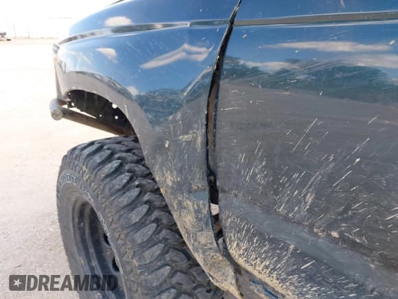 ✅ 1998 Toyota 4Runner SR5 • VIN: JT3HN86R0W0177640 • Lot: 43077035. Listed on IAAI with 219,784 mi. Free auction sales archive from the USA and detailed vehicle history report at DreamBid. Image 6.