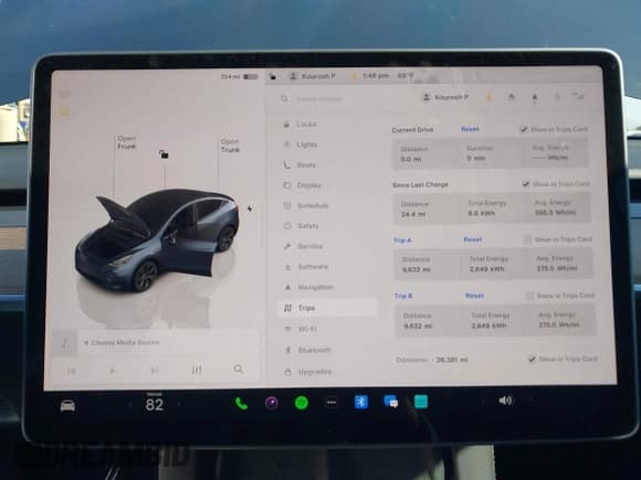 ✅ 2024 Tesla Model Y • VIN: 7SAYGDED2RF198566 • Lot: 43484528. Wystawiony na IAAI z przebiegiem 26 381 mil. Bezpłatny archiwum sprzedaży aukcyjnych z USA i szczegółowy raport historii pojazdu na DreamBid. Zdjęcie 7.