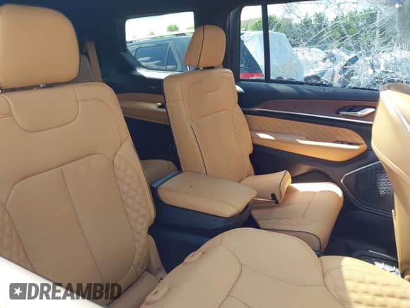 ✅ 2024 Jeep Grand Cherokee Summit • VIN: 1C4RJKEG6R8621036 • Lot: 42683809. Listed on IAAI with Not provided. Free auction sales archive from the USA and detailed vehicle history report at DreamBid. Image 8.