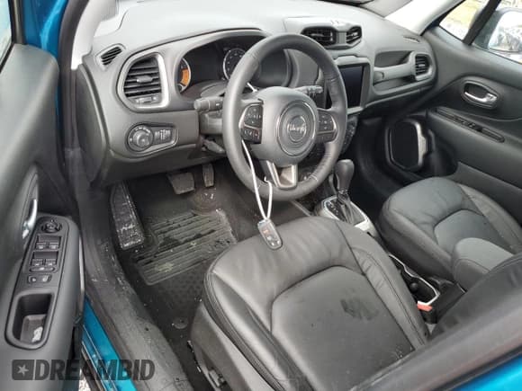 ✅ 2022 Jeep Renegade Limited • VIN: ZACNJDD12NPN89306 • Лот: 74381464. Опубликован ранее на Copart с пробегом Не указан. Бесплатный доступ к архиву аукционных продаж из США и подробный отчёт об истории автомобиля на DreamBid. Изображение 8.