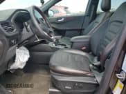 ✅ 2024 Ford Escape ST-Line Elite • VIN: 1FMCU9PA3RUA80335 • Лот: 55640365. Опубликован ранее на Copart с пробегом 3 418 миль. Бесплатный доступ к архиву аукционных продаж из США и подробный отчёт об истории автомобиля на DreamBid. Изображение 7.