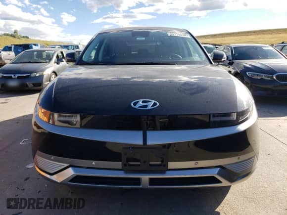 2023 Hyundai Ioniq 5 Limited z VIN KM8KRDAF0PU199798, wystawiony jako Copart lot #68714834 z przebiegiem 5 876 mil mil oraz Szkoda całkowita • Salvage title. Historia ofert i sprzedaży dostępna na DreamBid. Obrazek 5.