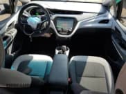 ✅ 2018 Chevrolet Bolt EV LT • VIN: 1G1FW6S08J4136114 • Lot: 60545794. Wystawiony na Copart z przebiegiem 49 602 mil. Bezpłatny archiwum sprzedaży aukcyjnych z USA i szczegółowy raport historii pojazdu na DreamBid. Zdjęcie 8.