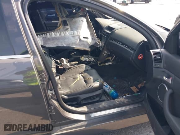 ✅ 2009 Pontiac G8 • VIN: 6G2ER57759L231071 • Лот: 42184513. Опубликован ранее на IAAI с пробегом Не указан. Бесплатный доступ к архиву аукционных продаж из США и подробный отчёт об истории автомобиля на DreamBid. Изображение 5.