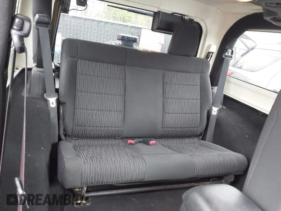 ✅ 2011 Jeep Wrangler Sahara • VIN: 1J4GA5D1XBL559112 • Лот: 42002738. Опубликован ранее на IAAI с пробегом 107 759 миль. Бесплатный доступ к архиву аукционных продаж из США и подробный отчёт об истории автомобиля на DreamBid. Изображение 8.