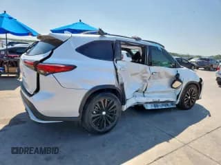 ✅ 2023 Toyota Highlander L • VIN: 5TDKDRAH5PS015431 • Lot: 69353035. Listed on Copart with Not provided. Free auction sales archive from the USA and detailed vehicle history report at DreamBid. Image 3.