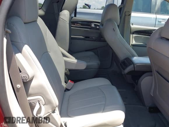 ✅ 2015 Buick Enclave Premium • VIN: 5GAKVCKD2FJ214844 • Lot: 42693865. Wystawiony na IAAI z przebiegiem 175 983 mil. Bezpłatny archiwum sprzedaży aukcyjnych z USA i szczegółowy raport historii pojazdu na DreamBid. Zdjęcie 8.