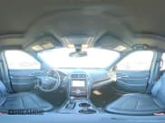 ✅ 2017 Ford Explorer Platinum • VIN: 1FM5K8HT2HGD98257 • Лот: 90667415. Опубликован ранее на Copart с пробегом 70 834 миль. Бесплатный доступ к архиву аукционных продаж из США и подробный отчёт об истории автомобиля на DreamBid. Изображение 16.