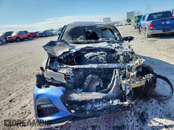 ✅ 2021 BMW 3 Series 330i • VIN: 3MW5R1J04M8C02722 • Lot: 93474165. Wystawiony na Copart z przebiegiem Nie podano. Bezpłatny archiwum sprzedaży aukcyjnych z USA i szczegółowy raport historii pojazdu na DreamBid. Zdjęcie 5.