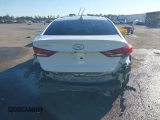 ✅ 2018 Hyundai Elantra Value Edition • VIN: 5NPD84LF1JH267038 • Lot: 43446405. Listed on IAAI with 181,524 mi. Free auction sales archive from the USA and detailed vehicle history report at DreamBid. Image 6.