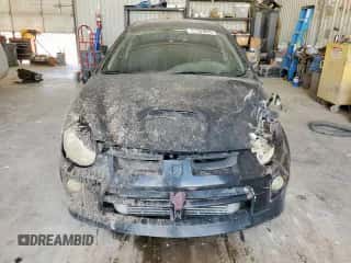 2005 Dodge Neon SRT-4 z VIN 1B3ES66S85D176114, wystawiony jako Copart lot #62903625 z przebiegiem 114 449 mil mil oraz Szkoda całkowita • Salvage title. Historia ofert i sprzedaży dostępna na DreamBid. Obrazek 5.