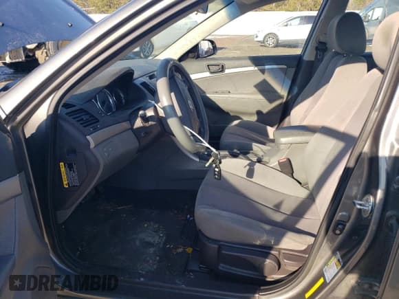 ✅ 2010 Hyundai Sonata GLS • VIN: 5NPET4AC1AH648979 • Лот: 42631495. Опубликован ранее на Copart с пробегом 155 955 миль. Бесплатный доступ к архиву аукционных продаж из США и подробный отчёт об истории автомобиля на DreamBid. Изображение 7.