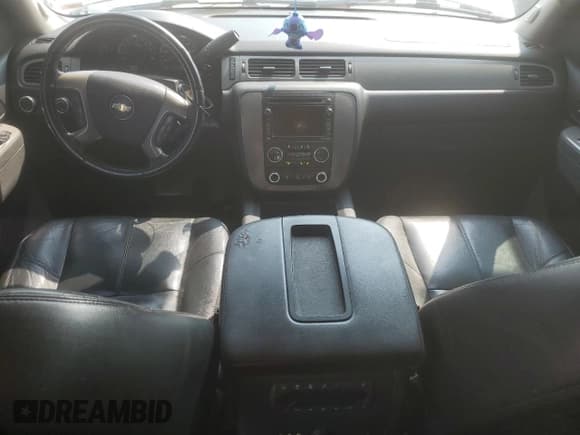 ✅ 2011 Chevrolet Tahoe LT • VIN: 1GNSKBE04BR358988 • Lot: 71501665. Listed on Copart with 178,634 mi. Free auction sales archive from the USA and detailed vehicle history report at DreamBid. Image 8.