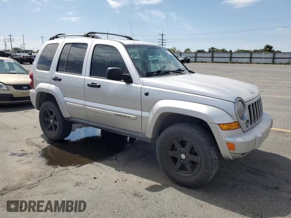 ✅ 2007 Jeep Liberty Limited • VIN: 1J4GL58K77W539046 • Lot: 67231495. Wystawiony na Copart z przebiegiem 143 238 mil. Bezpłatny archiwum sprzedaży aukcyjnych z USA i szczegółowy raport historii pojazdu na DreamBid. Zdjęcie 4.