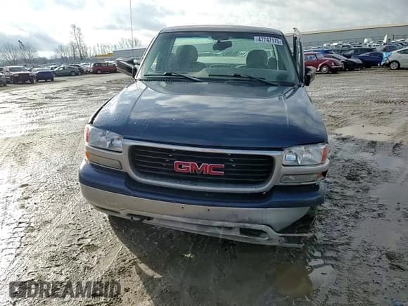 ✅ 2000 GMC Sierra 1500 SLE • VIN: 1GTEK14T3YZ223523 • Лот: 47747175. Опубликован ранее на Copart с пробегом 218 723 миль. Бесплатный доступ к архиву аукционных продаж из США и подробный отчёт об истории автомобиля на DreamBid. Изображение 10.