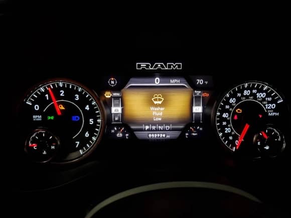 2020 Ram 1500 Laramie с VIN 1C6SRFJT9LN196027, выставлен на аукционе Copart как лот 64685205 с пробегом 52 724 миль миль и На запчасти • Non repairable. История ставок и продаж доступна на DreamBid. Изображение 9.