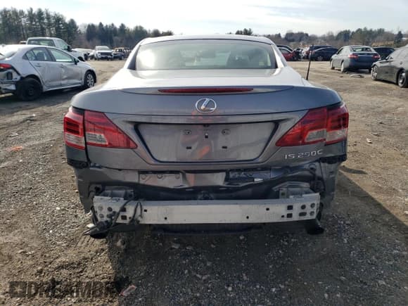 ✅ 2014 Lexus IS 250 C • VIN: JTHFF2C22E2531017 • Lot: 44370555. Listed on Copart with 118,514 mi. Free auction sales archive from the USA and detailed vehicle history report at DreamBid. Image 6.