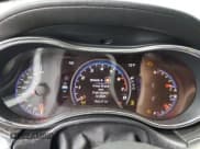 ✅ 2017 Jeep Grand Cherokee SRT • VIN: 1C4RJFDJXHC786281 • Lot: 60042065. Wystawiony na Copart z przebiegiem 128 147 mil. Bezpłatny archiwum sprzedaży aukcyjnych z USA i szczegółowy raport historii pojazdu na DreamBid. Zdjęcie 9.