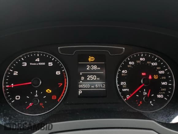 ✅ 2017 Audi Q3 Premium • VIN: WA1ECCFS1HR002218 • Lot: 85546615. Listed on Copart with 86,503 mi. Free auction sales archive from the USA and detailed vehicle history report at DreamBid. Image 9.